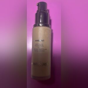 Hourglass Ambient Soft Glow Foundation 6